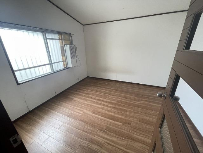 千里月見ヶ丘ハイツＡ棟　洋室