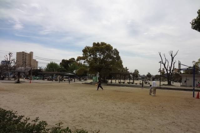 日興千里丘スカイマンション Ａ棟　市場池公園