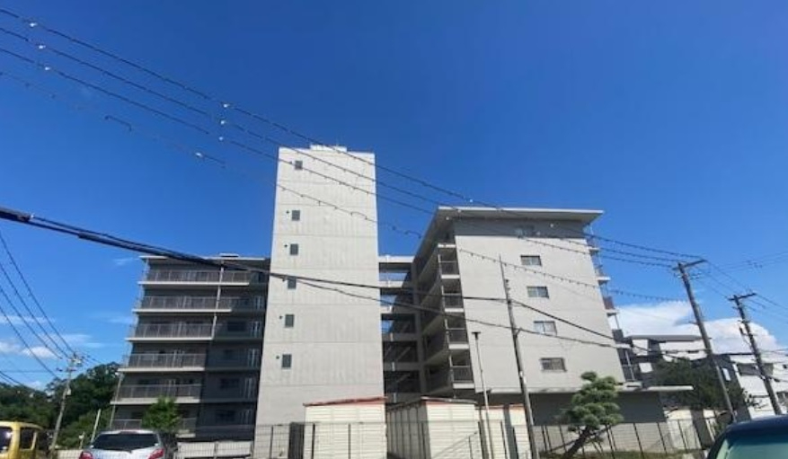 吹田市千里丘中