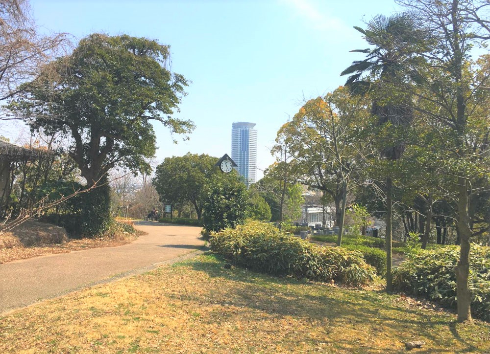 エステムコート吹田・片山公園フローラ　片山公園