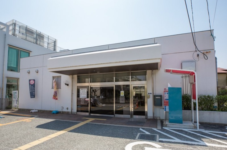 ディナスティマチュレ吹田千里丘　吹田市役所千里丘出張所