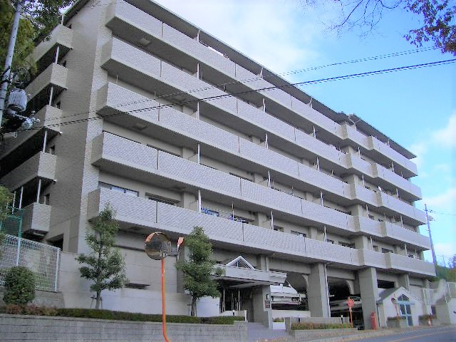 吹田市山田東３