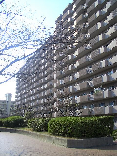 日興千里台スカイタウンＤ館　外観