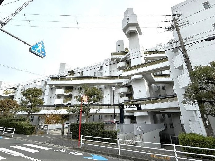 吹田市千里山西４