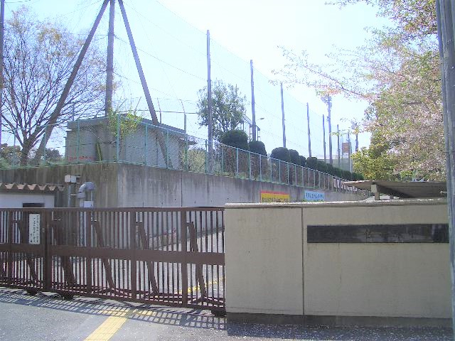 星和プラネタウン千里南第参期Ｂ棟　佐井寺中学校