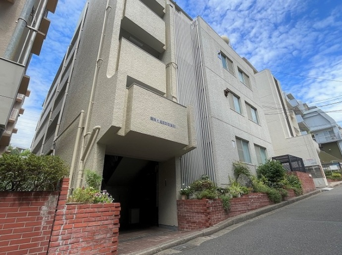 吹田市千里山西６