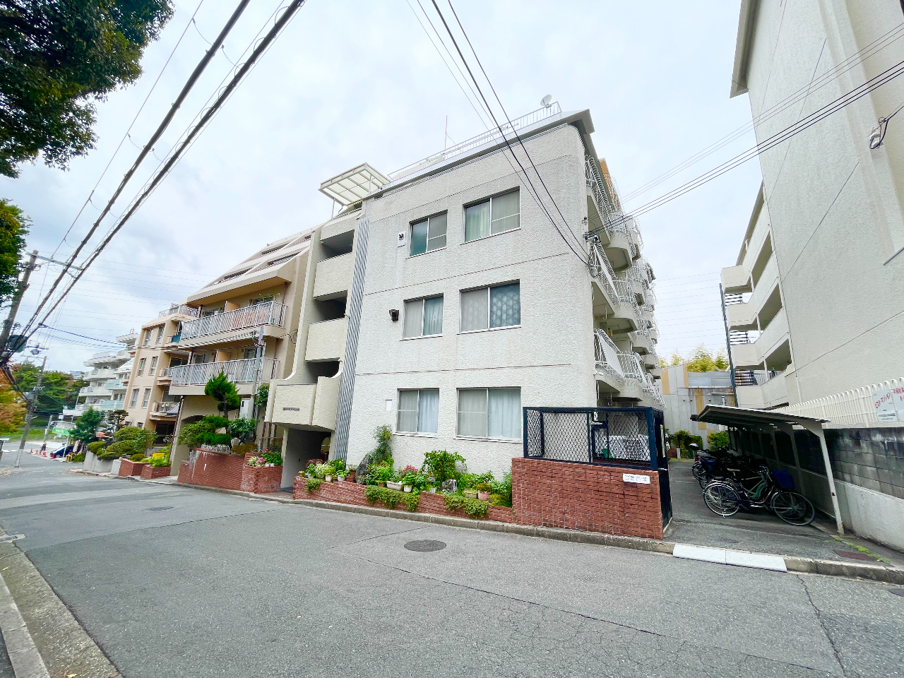 新南千里マンション　外観