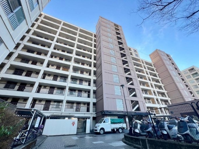 吹田市千里山西６