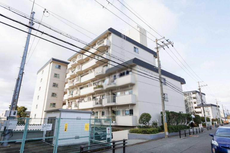 吹田市江坂町４