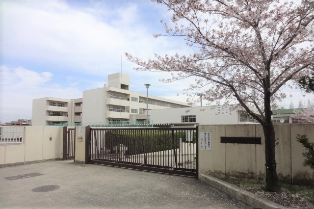プロパレス吹田モナークヒルズ　片山中学校