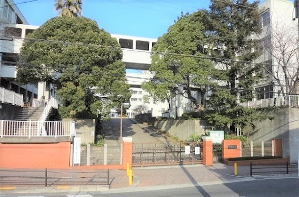 イトーピア東千里　吹田第二中学校