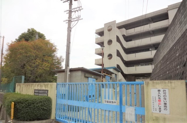 日興千里台スカイタウンＢ棟　南山田小学校