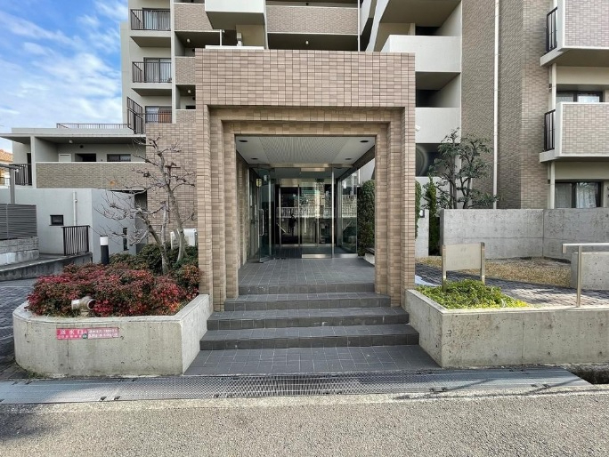 ステイツ千里・山手町　外観