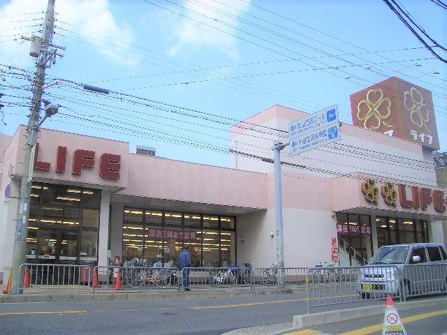 ステイツ千里・山手町　ライフ 豊津店