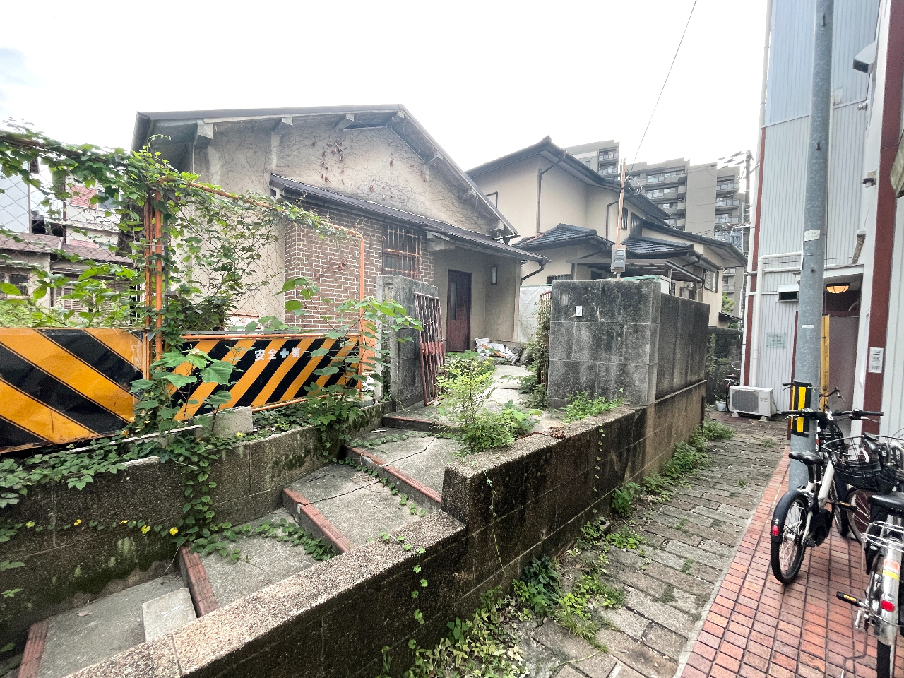 吹田市千里山西４