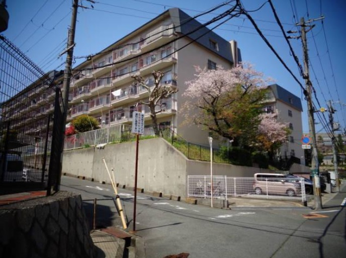 吹田市山手町３