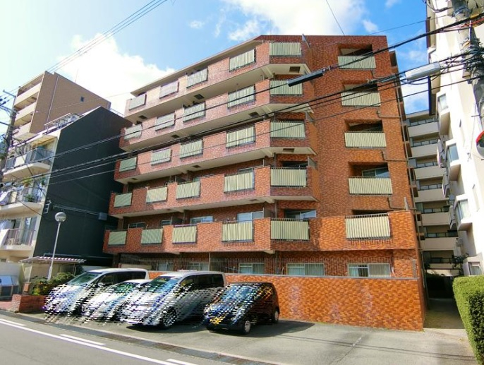 吹田市江坂町５