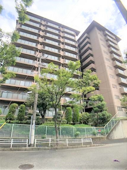 ユニハイム千里丘吹田清水　外観