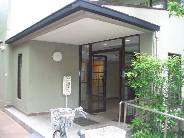 ハイクレスト千里Ｂ棟　外観　エントランス