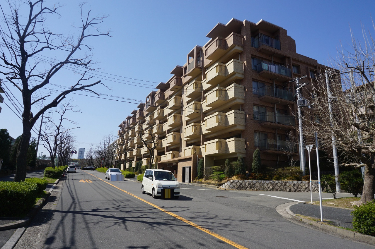 レアルグランデ北千里古江台　外観