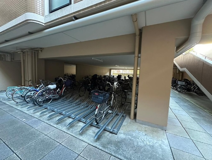 メロディーハイム桃山台　駐輪場