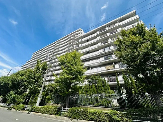 吹田市五月が丘西