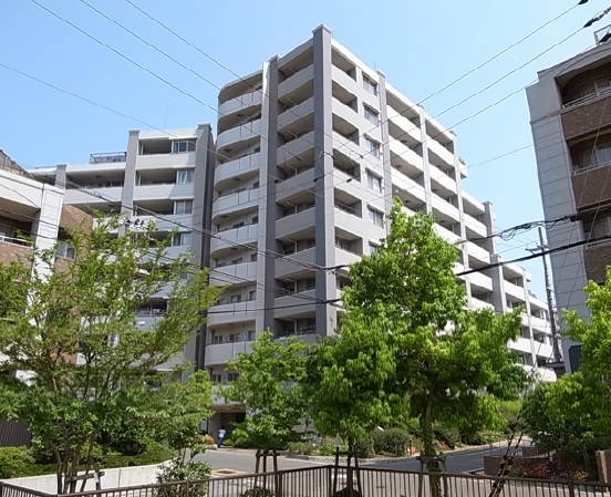吹田市千里山高塚