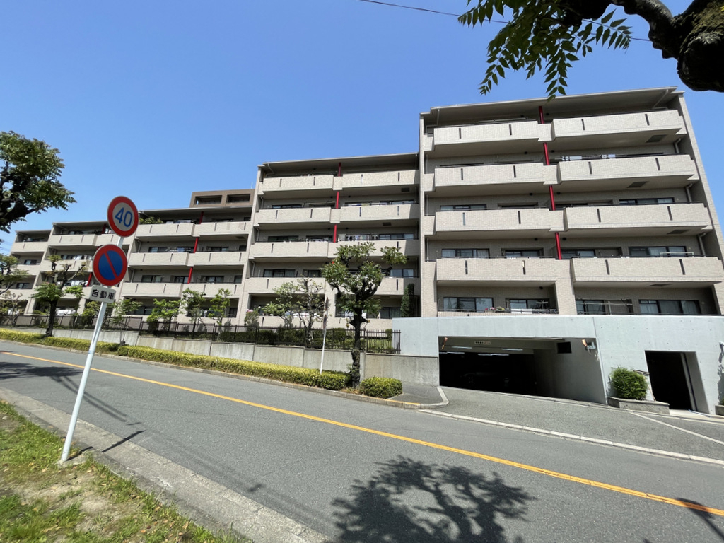 ロイヤルコート千里古江台　外観