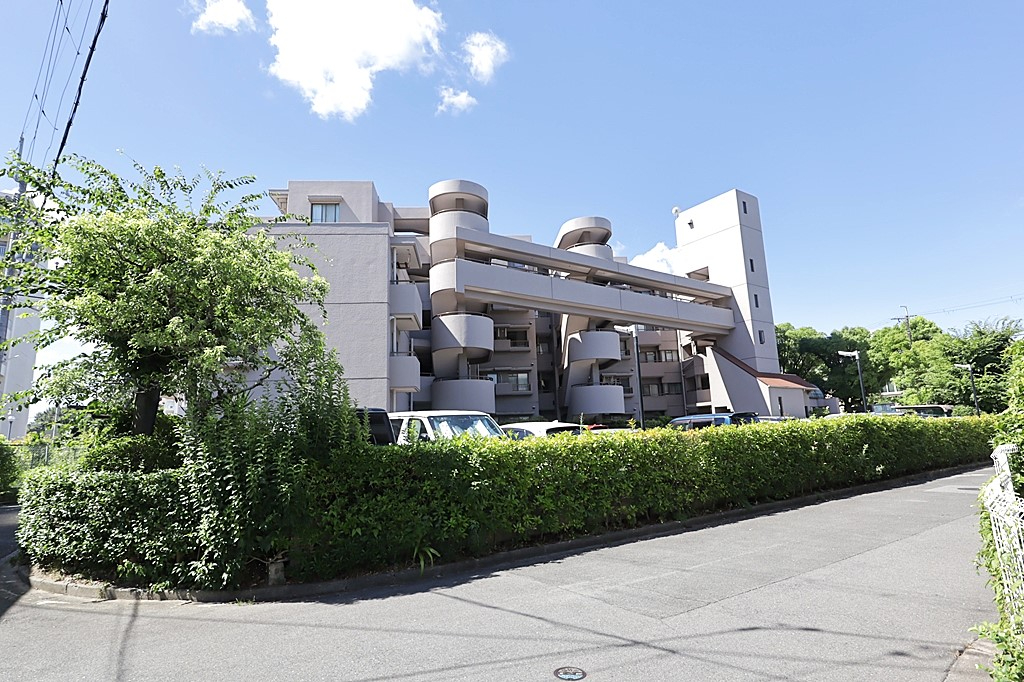 吹田市津雲台５
