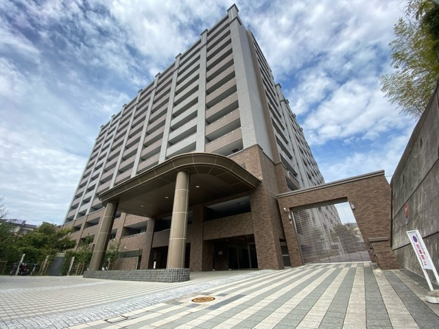 吹田市山田西３