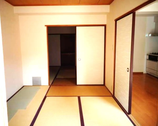 千里関大前コーポラス　