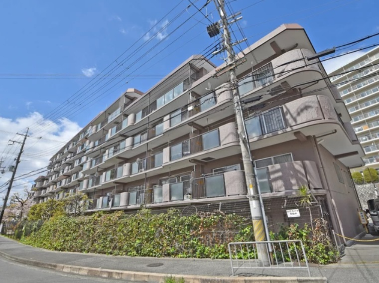 千里山グランドコーポ　外観