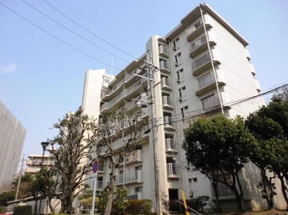 吹田市江坂町４