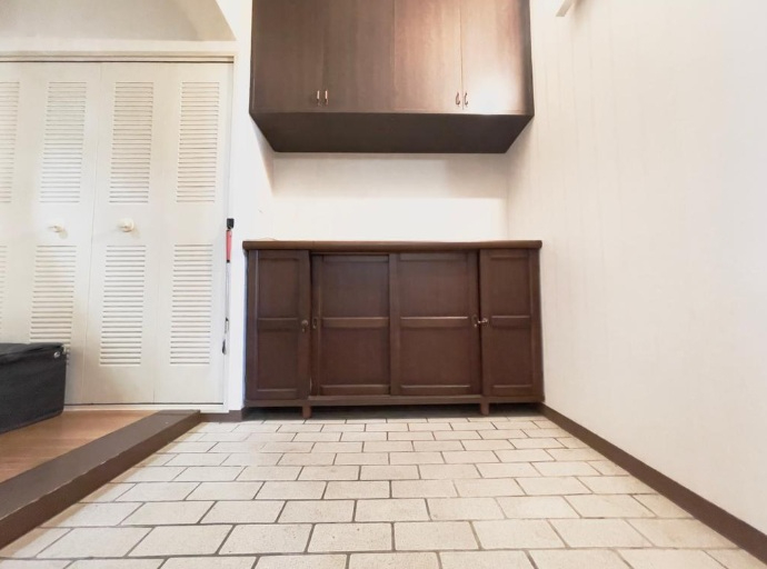 モンテベルデ朝日が丘　玄関