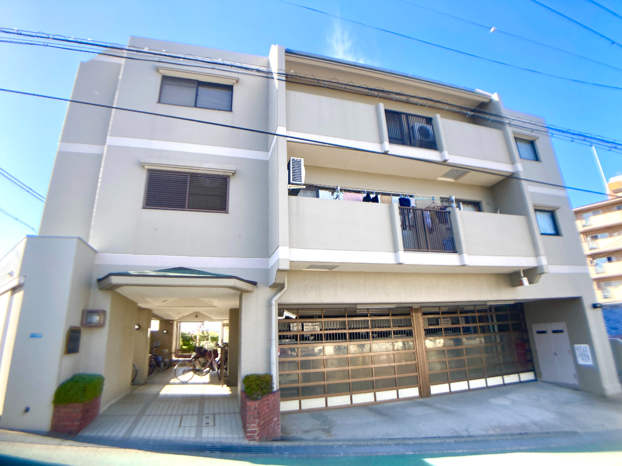 モンテベルデ朝日が丘　外観