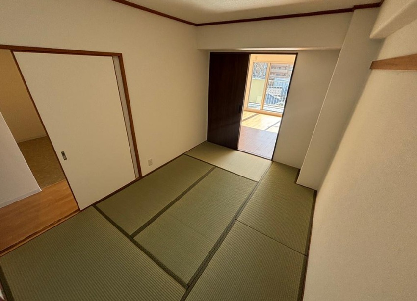 摂津スカイハイツ　和室6.0帖